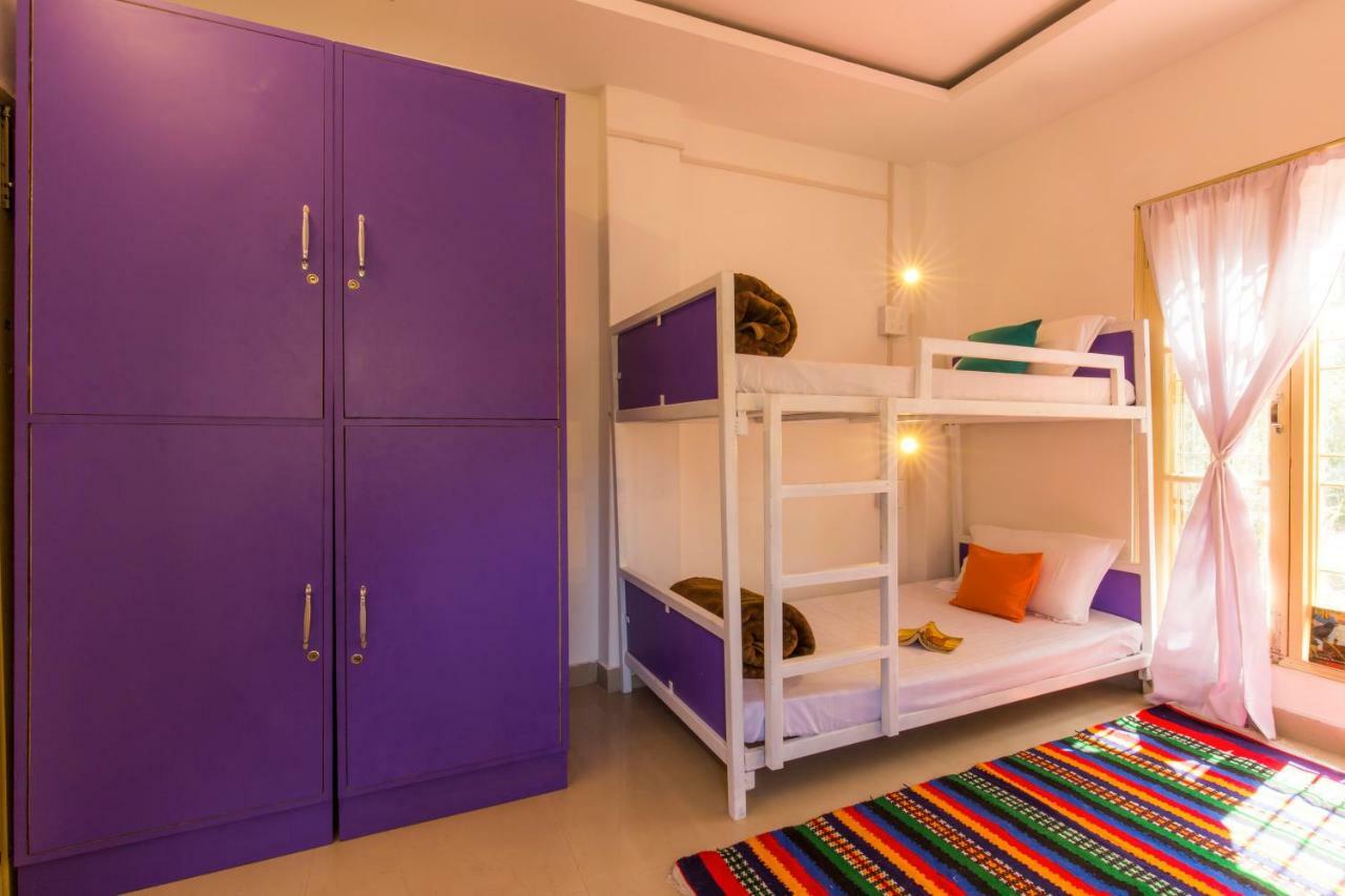 Gostops Dalhousie - Rooms & Dorms Esterno foto